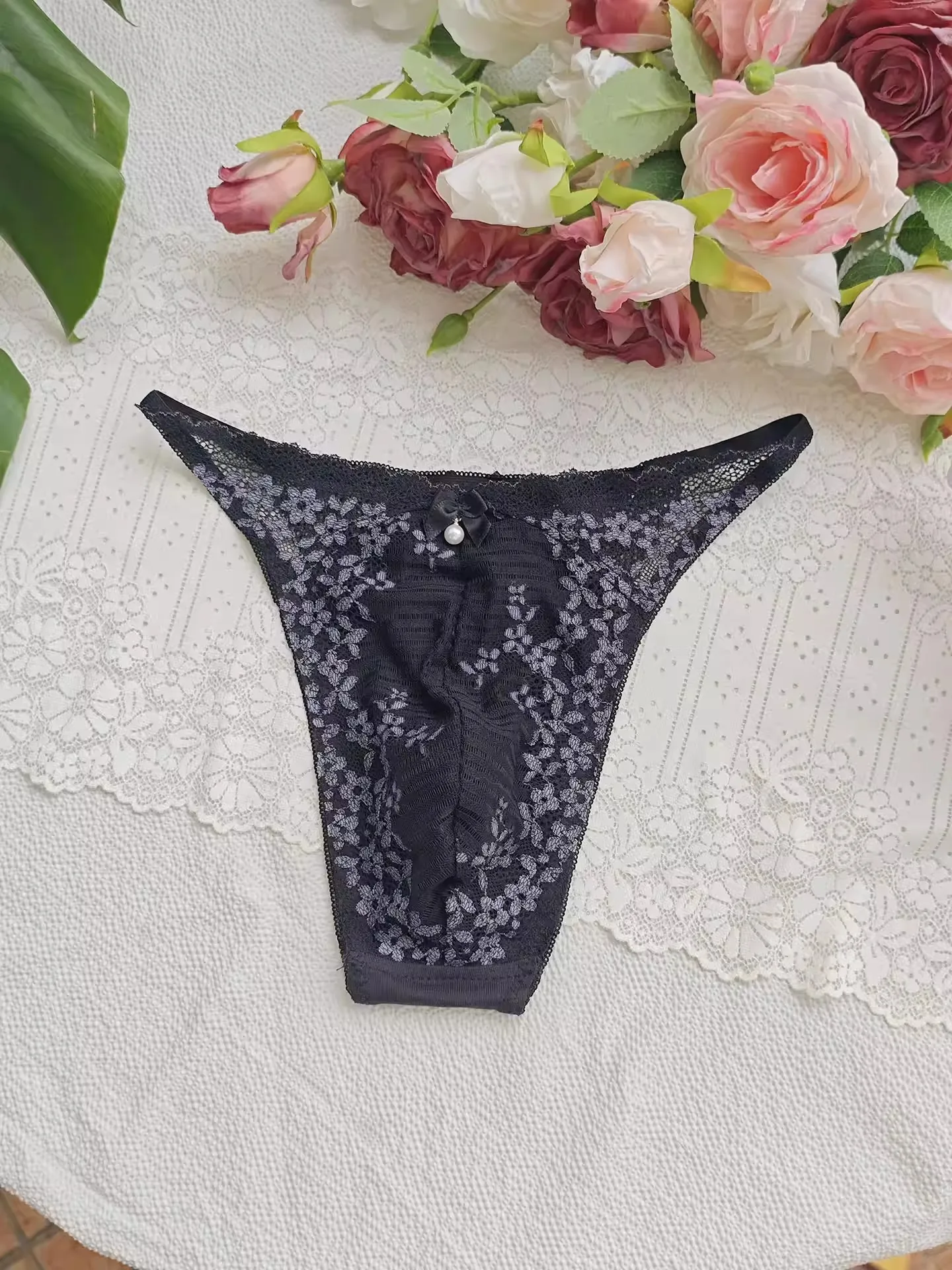 Black Lace Man's T-brief Embro - đánh giá và giá Embroidery Embellishments